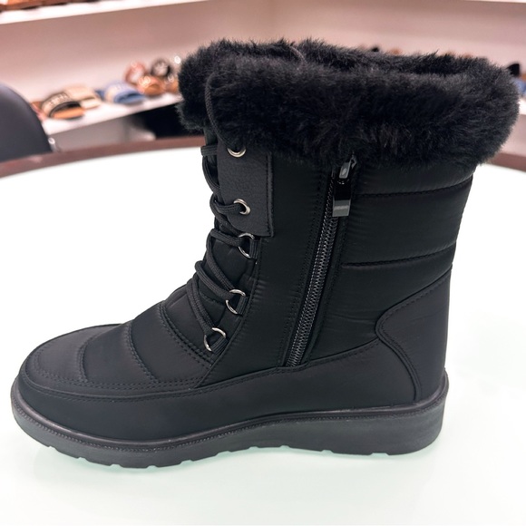 Black Winter Snow/Rain Lace Up Boots - Picture 6 of 7